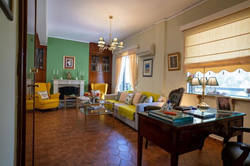 Angela Stylist House Appartement Piraeus Buitenkant foto